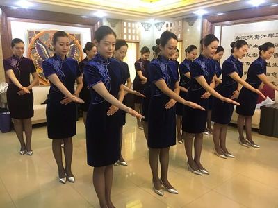 提升禮儀素養，樹立職業形象 山航空乘助力全國質量管理小組活動40周年紀念大會